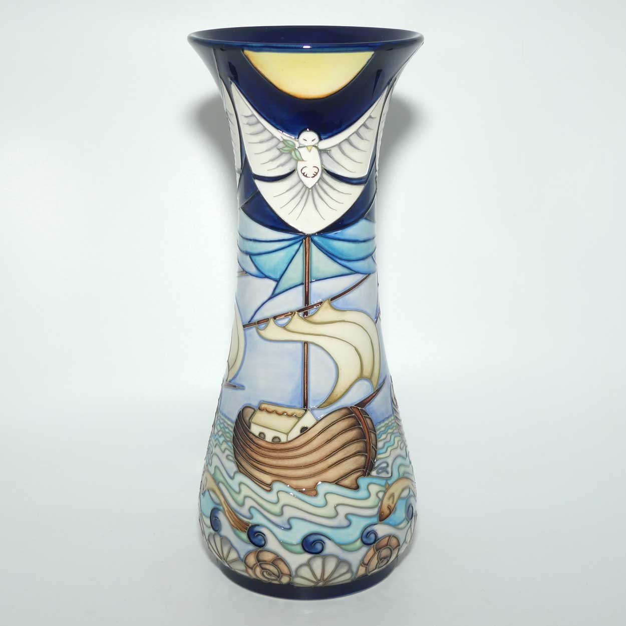 Moorcroft Winds of Change 364/12 vase