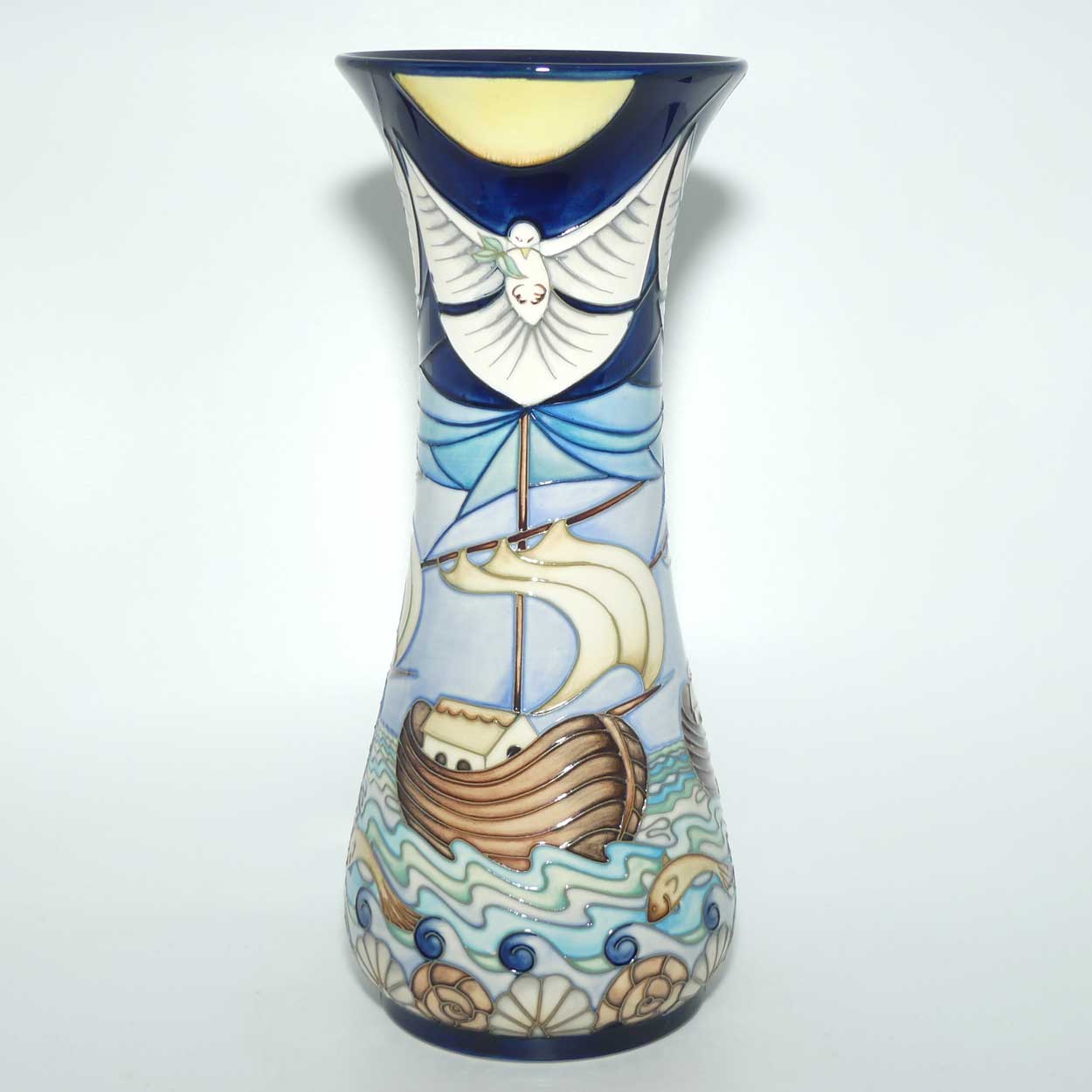 Moorcroft Winds of Change 364/12 vase