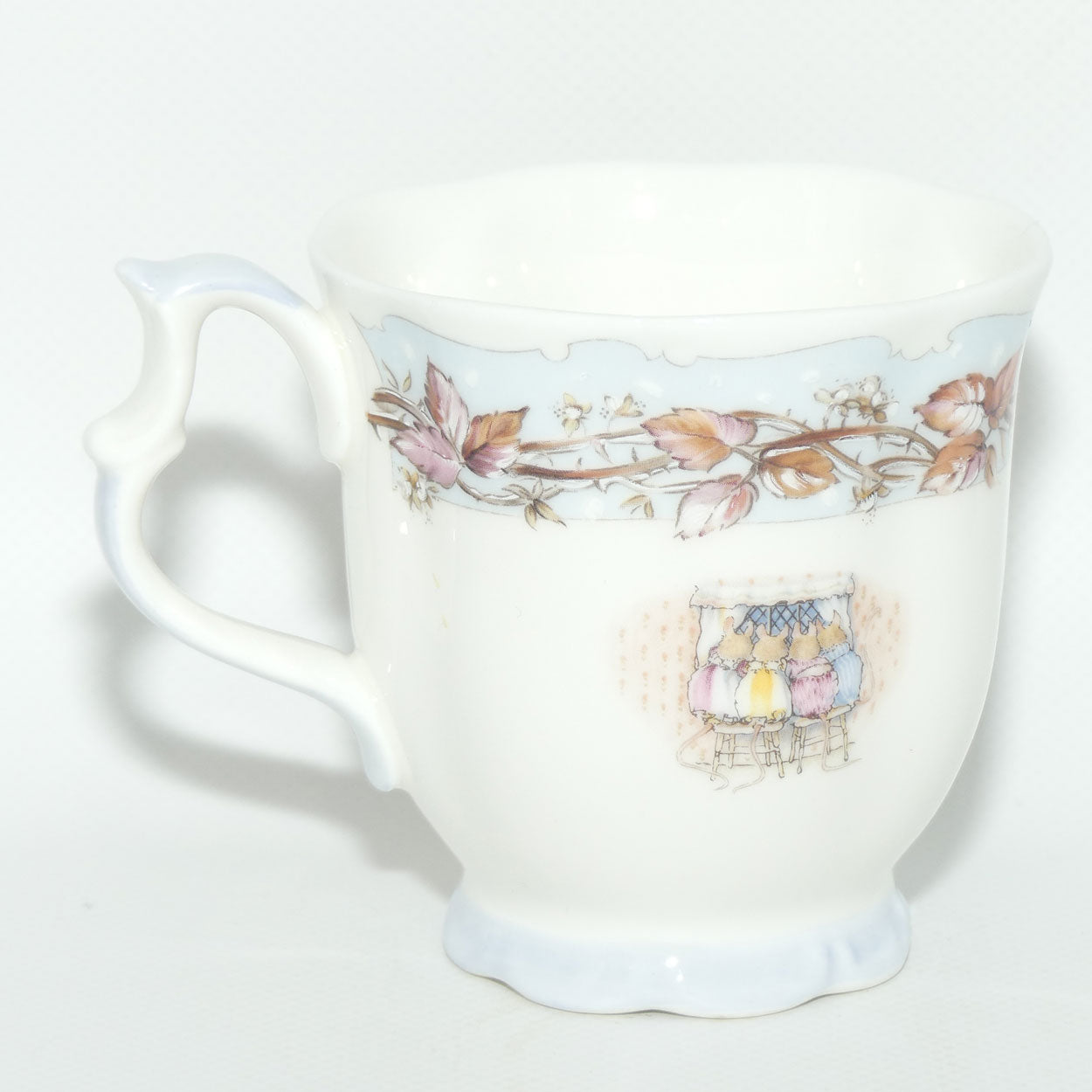 Royal Doulton Brambly Hedge Giftware | Winter handled beaker | boxed