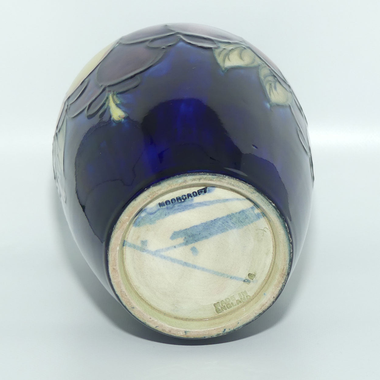 William Moorcroft Wisteria 94/6 vase