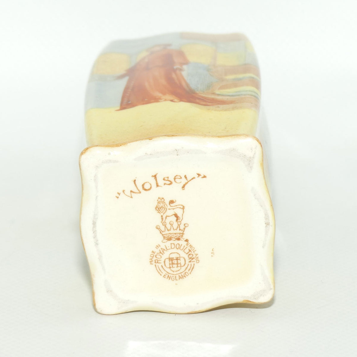 Royal Doulton Shakespearean Wolsey vase