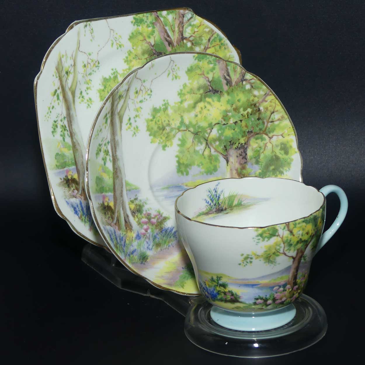 Shelley Richmond shape Woodland pattern trio | Gilt Trim | 13348