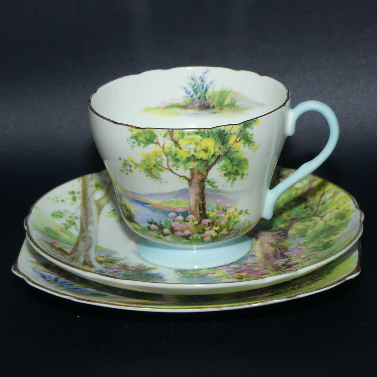 Shelley Richmond shape Woodland pattern trio | Gilt Trim | 13348