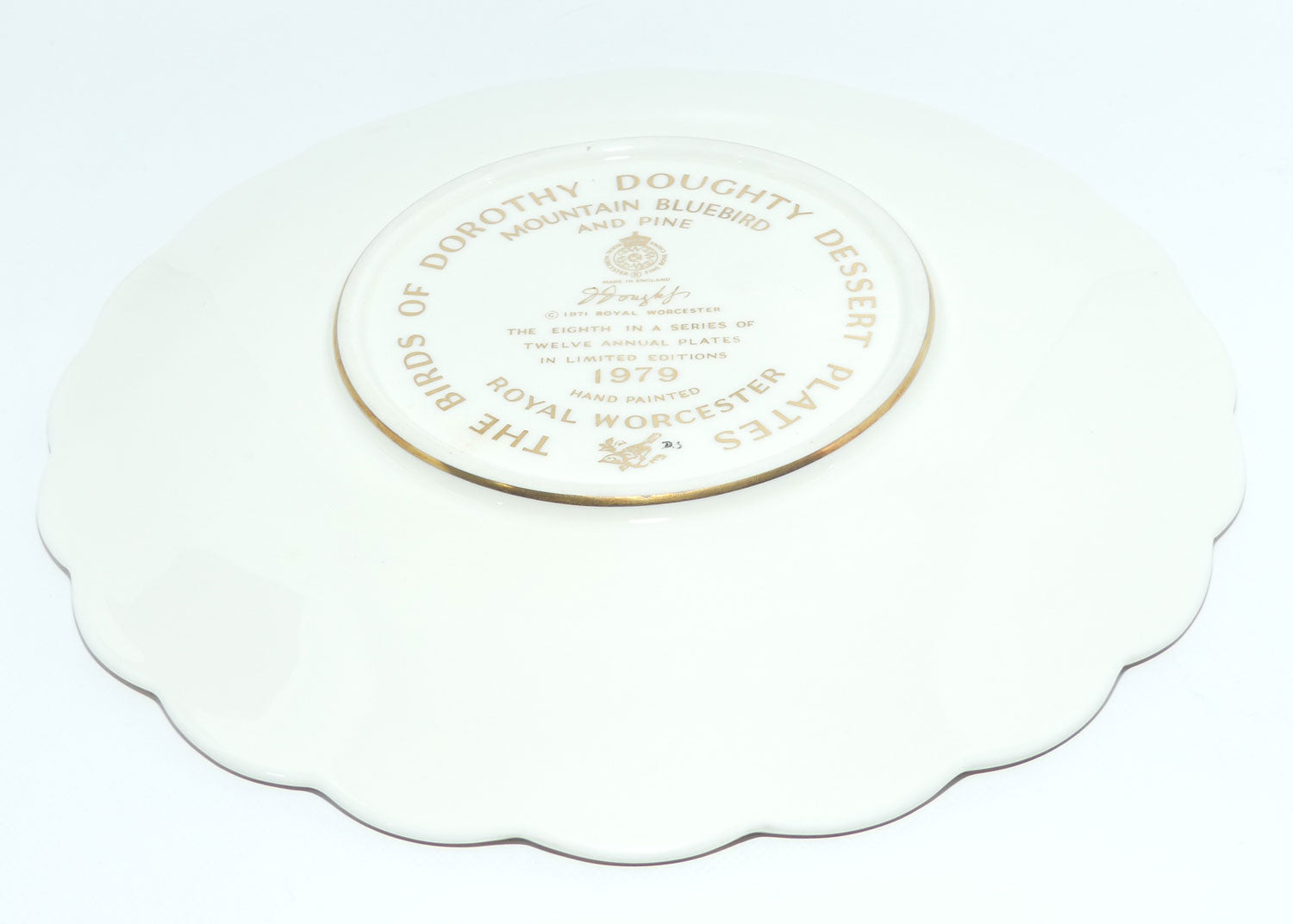 Royal Worcester | The Birds of Dorothy Doughty plates | Mountain Bluebird and Pine | boxed