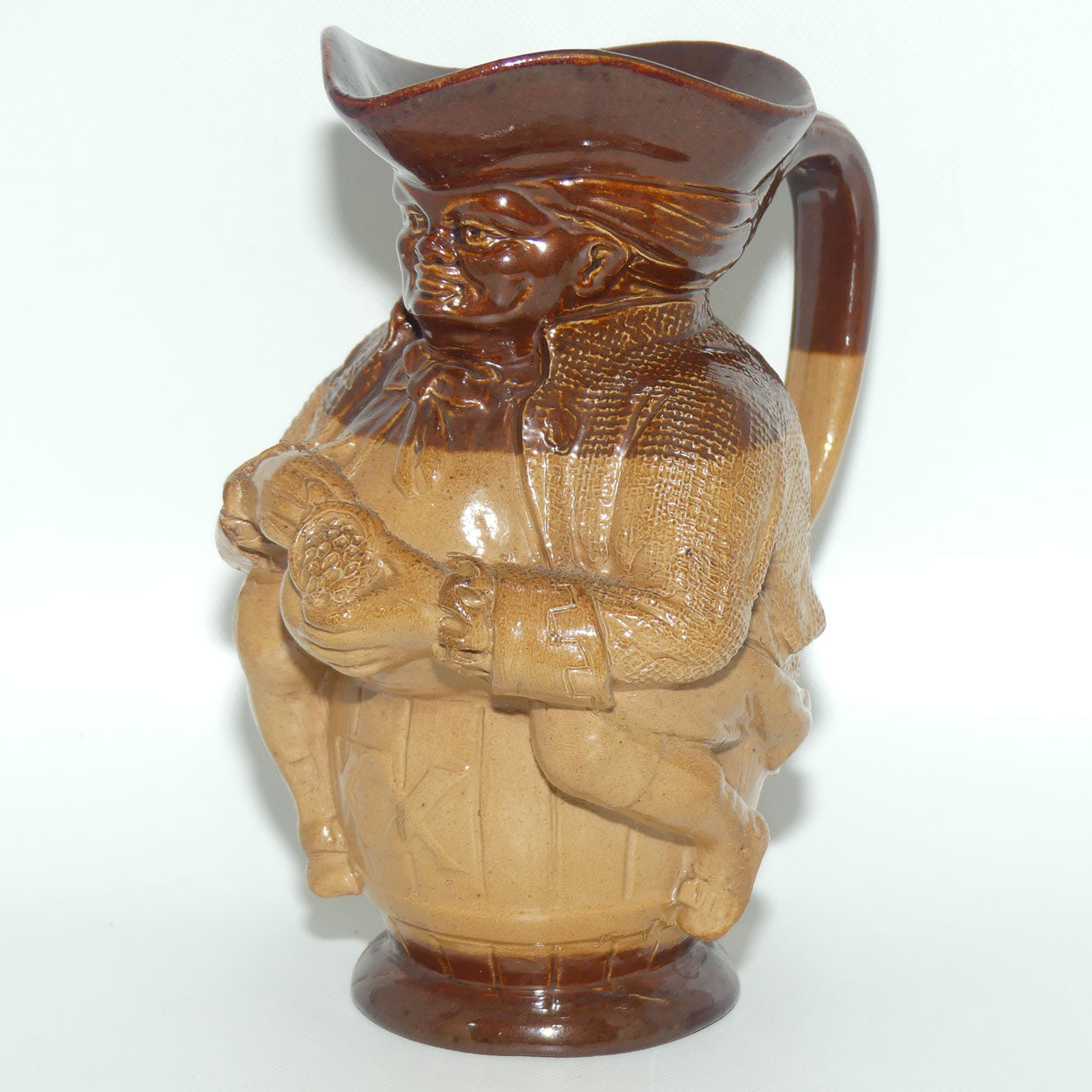 X6365 Doulton Lambeth Toby XX toby jug | Hand holds jug of Ale
