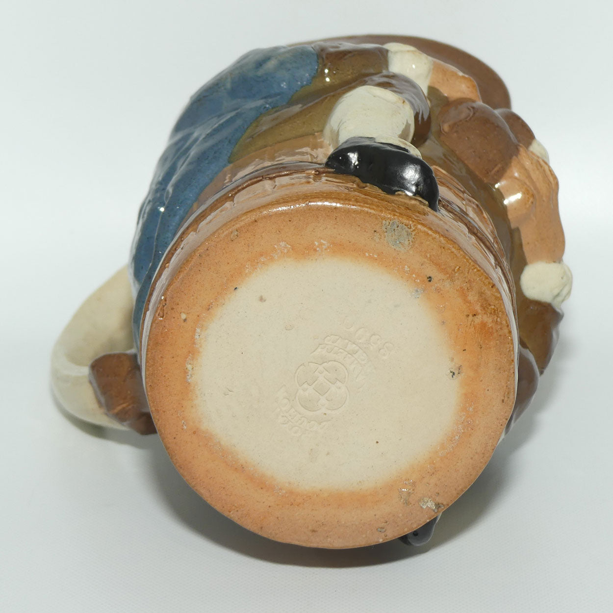 X8590 Royal Doulton Lambeth Harry Simeon Toby XX Large toby | Hand holds jug of Ale | Brown waistcoat