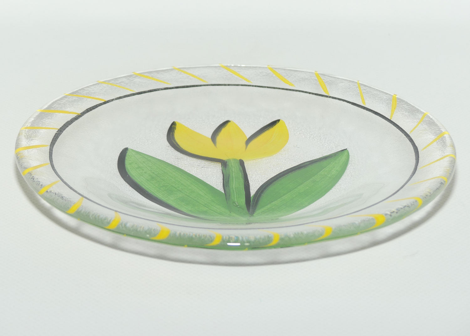 Kosta Boda Sweden Yellow Tulip plate | 19cm | signed by Ulrica Hydman-Vallien