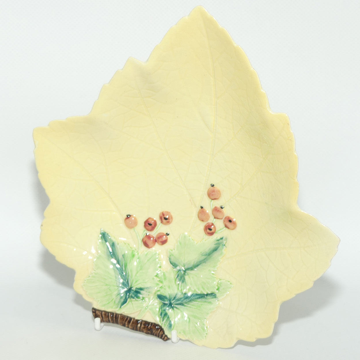 Carlton Ware Red Currants and Leaf large triangle dish