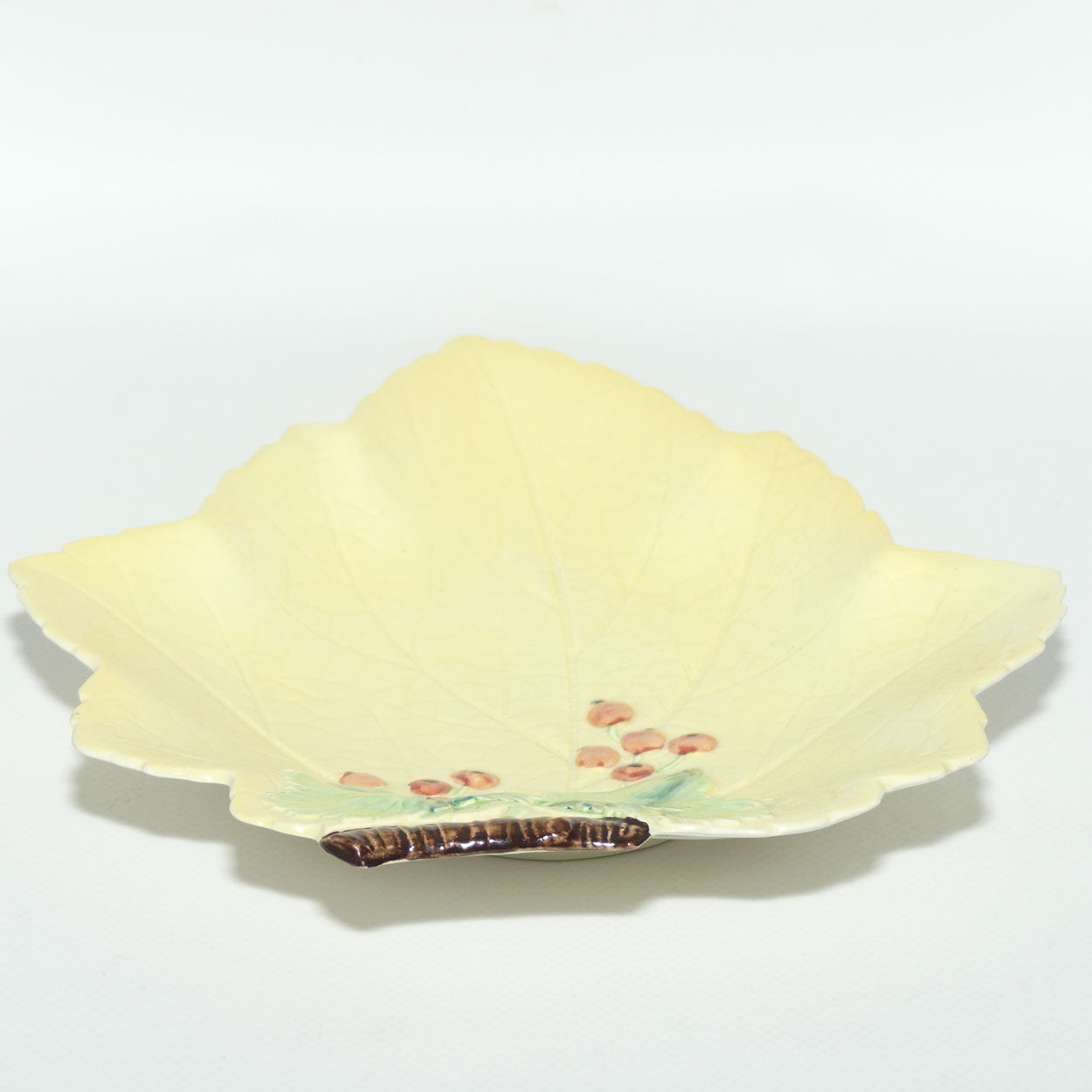 Carlton Ware Red Currants and Leaf large triangle dish