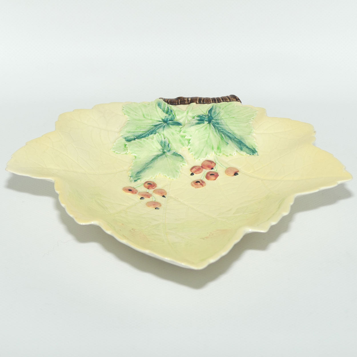 Carlton Ware Red Currants and Leaf large triangle dish