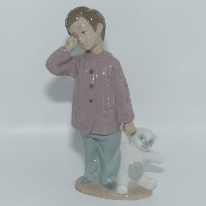 Nao by Lladro figure Sleepy Head #1139