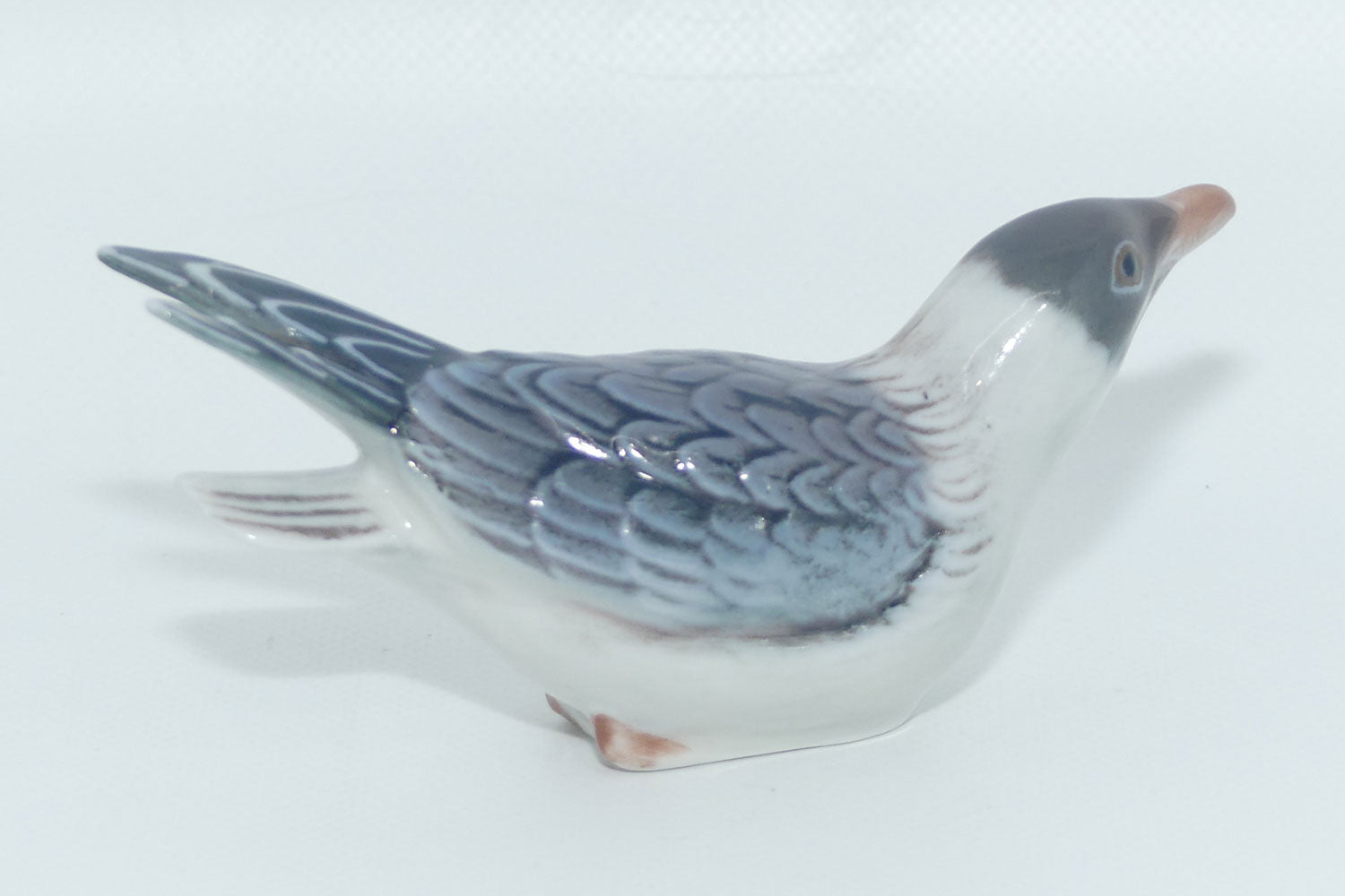 dahl-jensen-porcelainfabrik-figure-1361-seagull