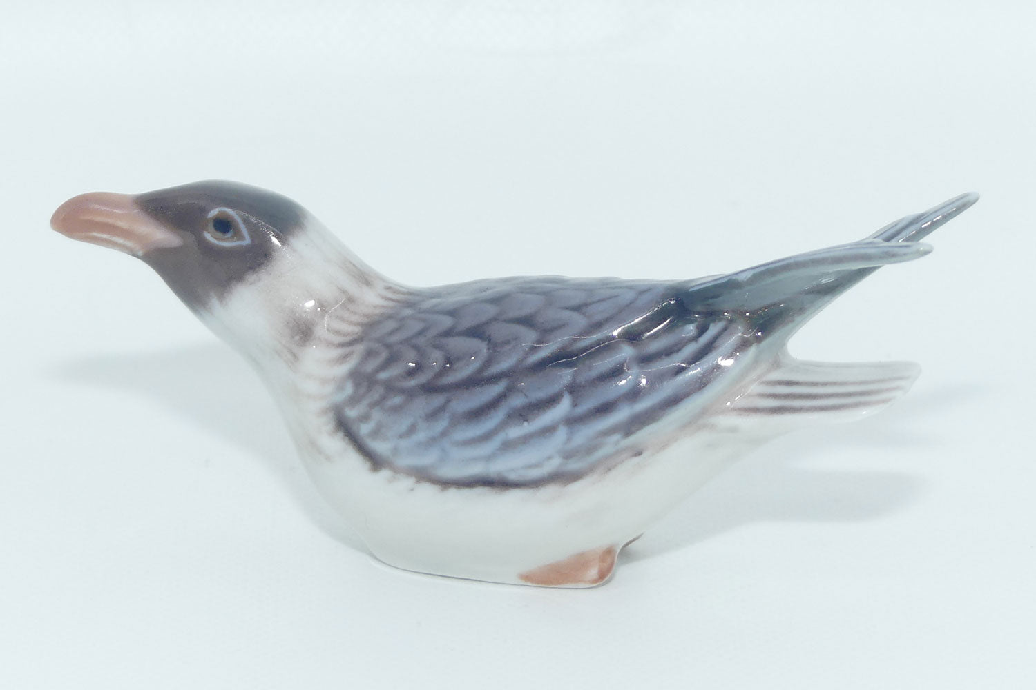 dahl-jensen-porcelainfabrik-figure-1361-seagull