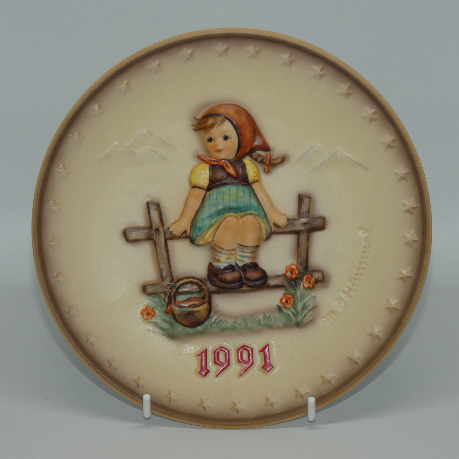 HUM0287 MI Hummel Annual Plate 1991 | Just Resting