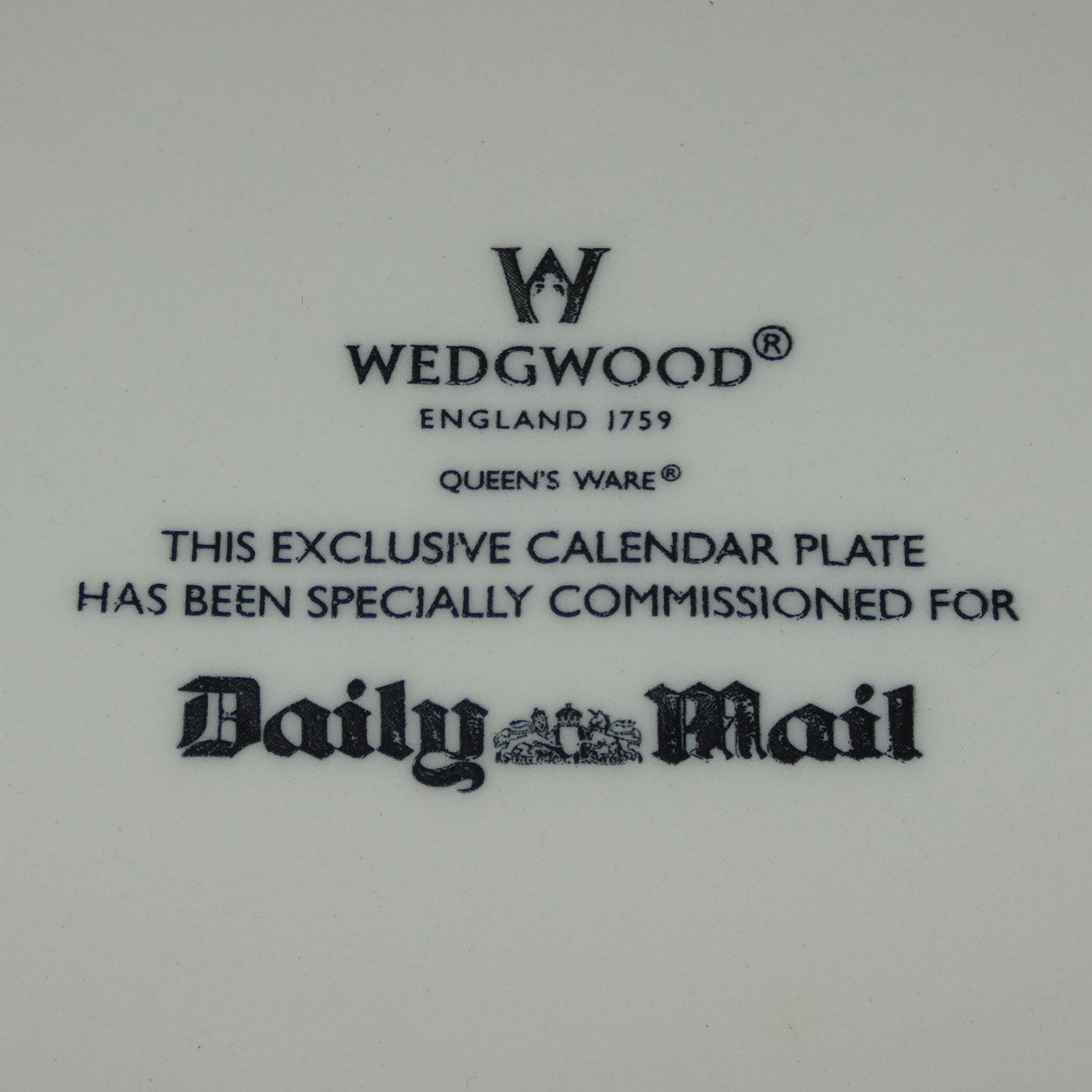 wedgwood-queens-ware-calendar-plate-2003