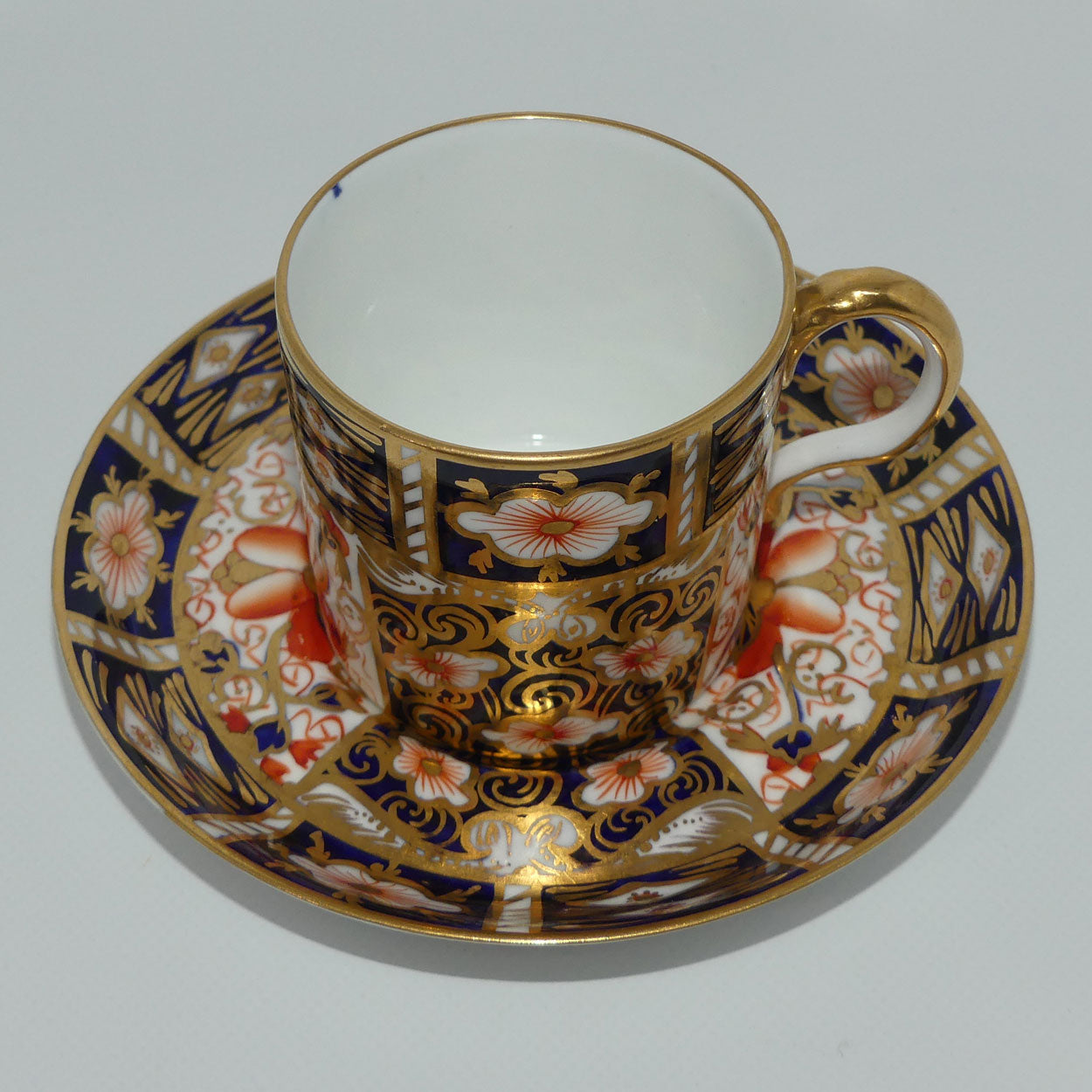 royal-crown-derby-traditional-imari-demi-tasse-coffee-duo-5-c-1914-1916