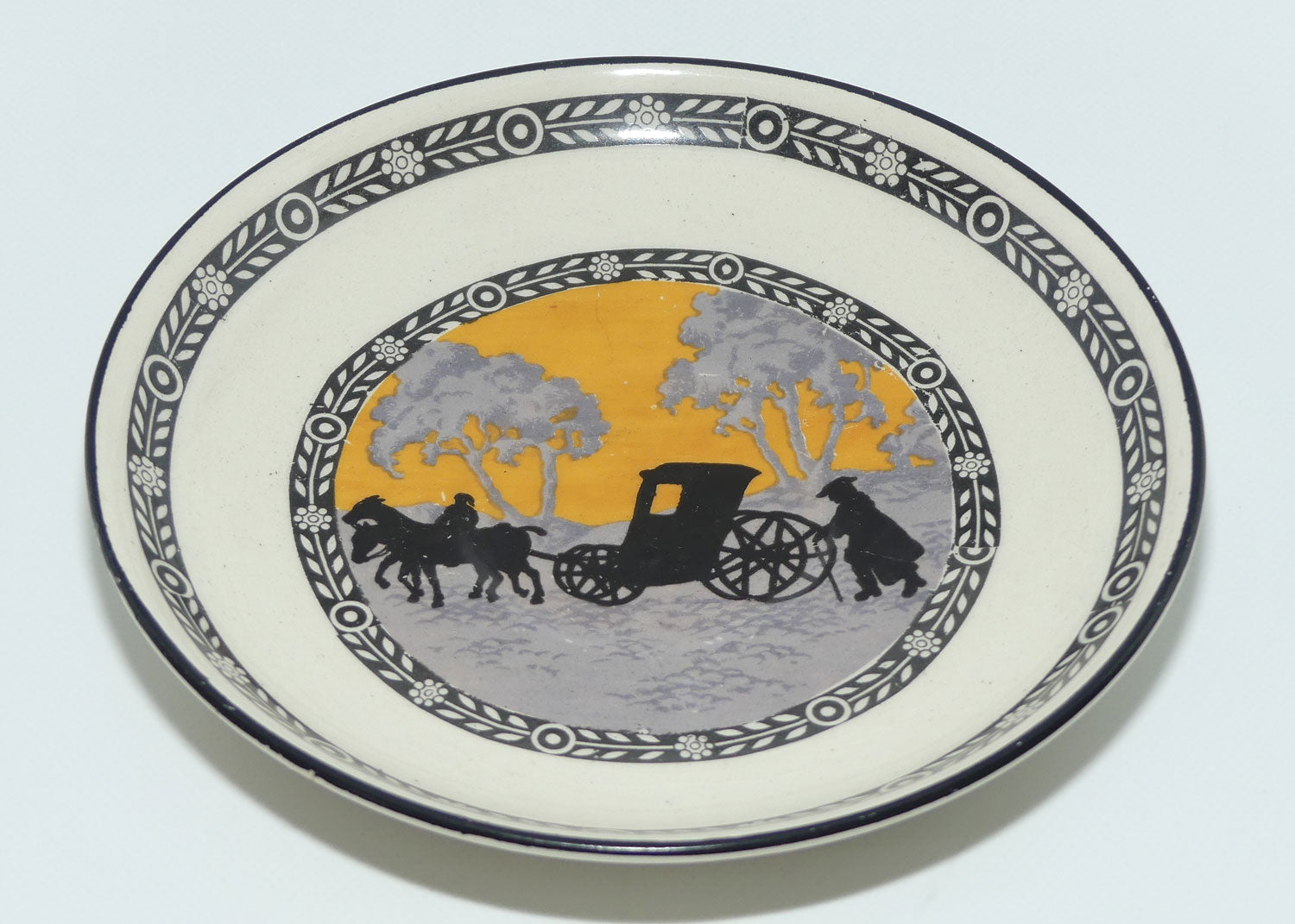 Royal Doulton Kensington Gardens duo D4467