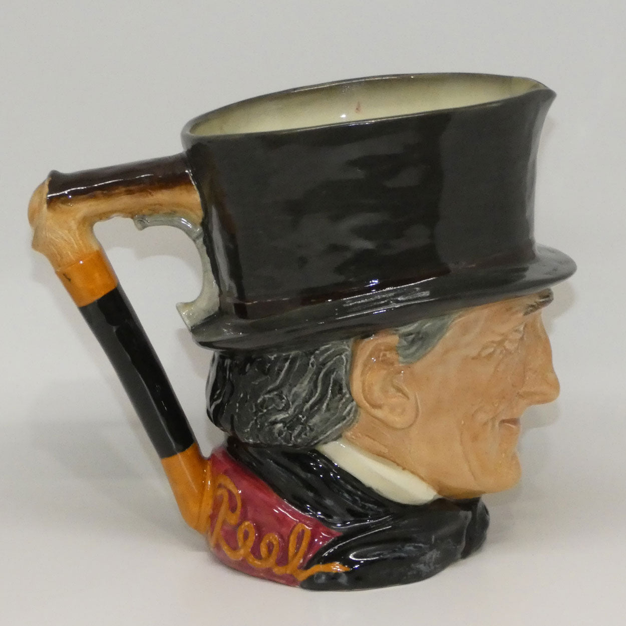 d5612-royal-doulton-large-character-jug-john-peel