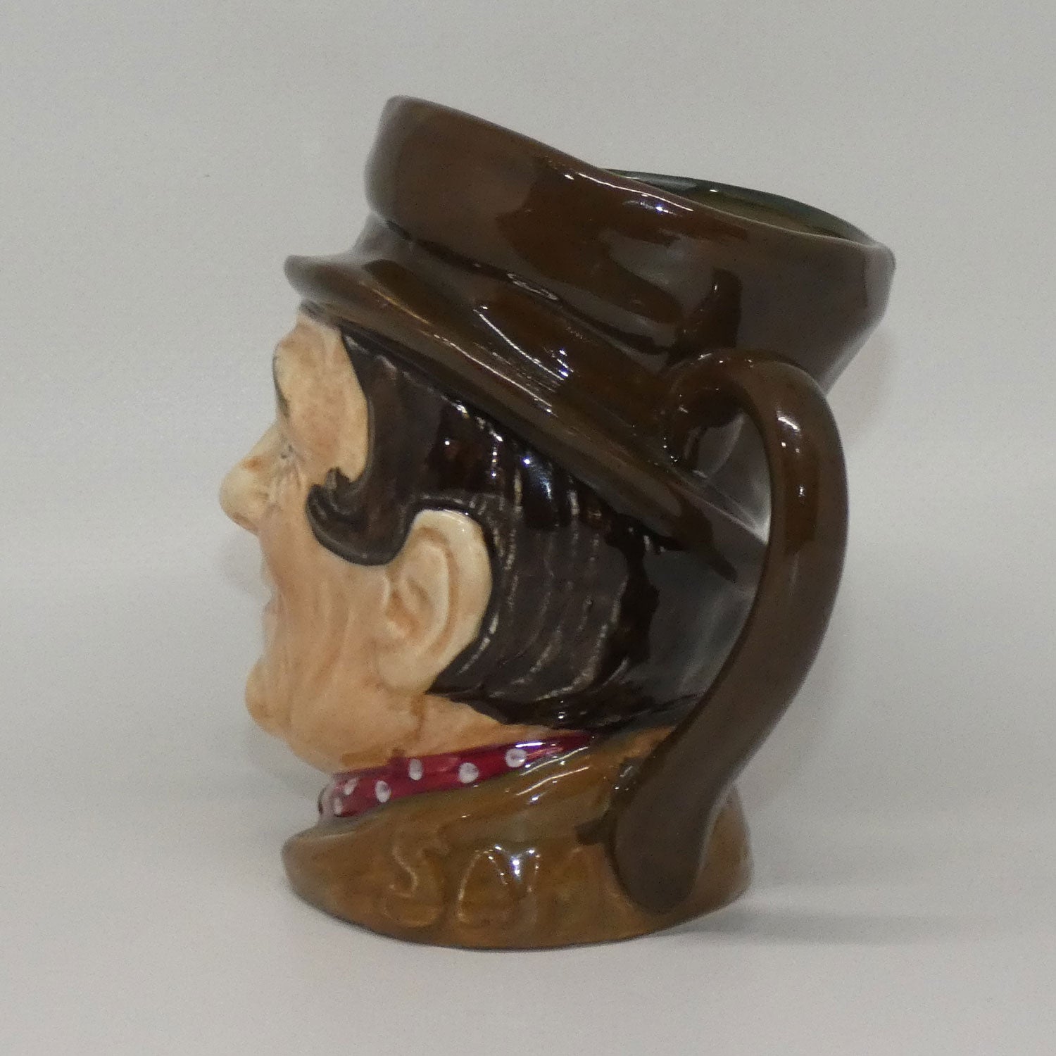 d5841-royal-doulton-character-jug-sam-weller-mid-size