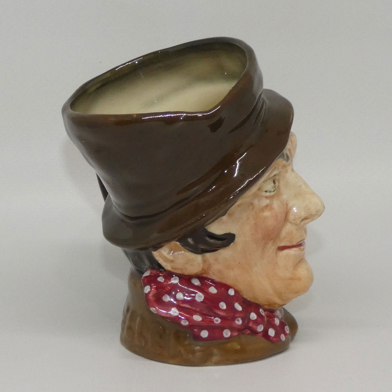 d5841-royal-doulton-character-jug-sam-weller-mid-size