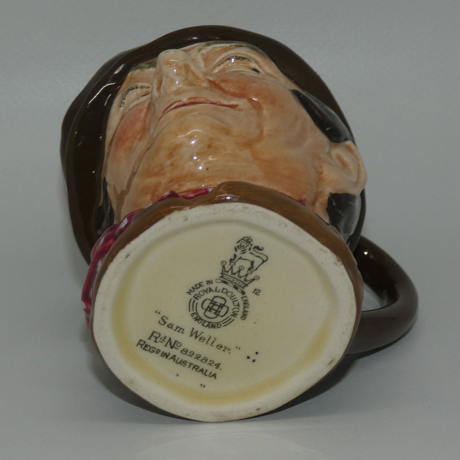 d5841-royal-doulton-character-jug-sam-weller-mid-size