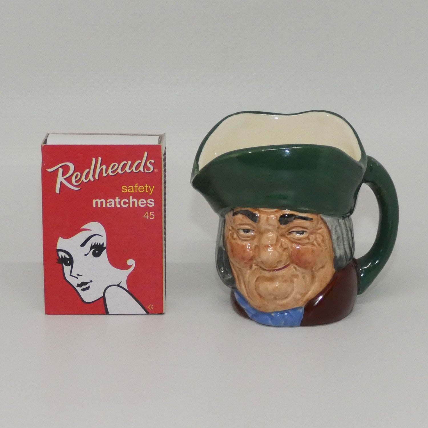 d6043-royal-doulton-character-jug-toby-philpots