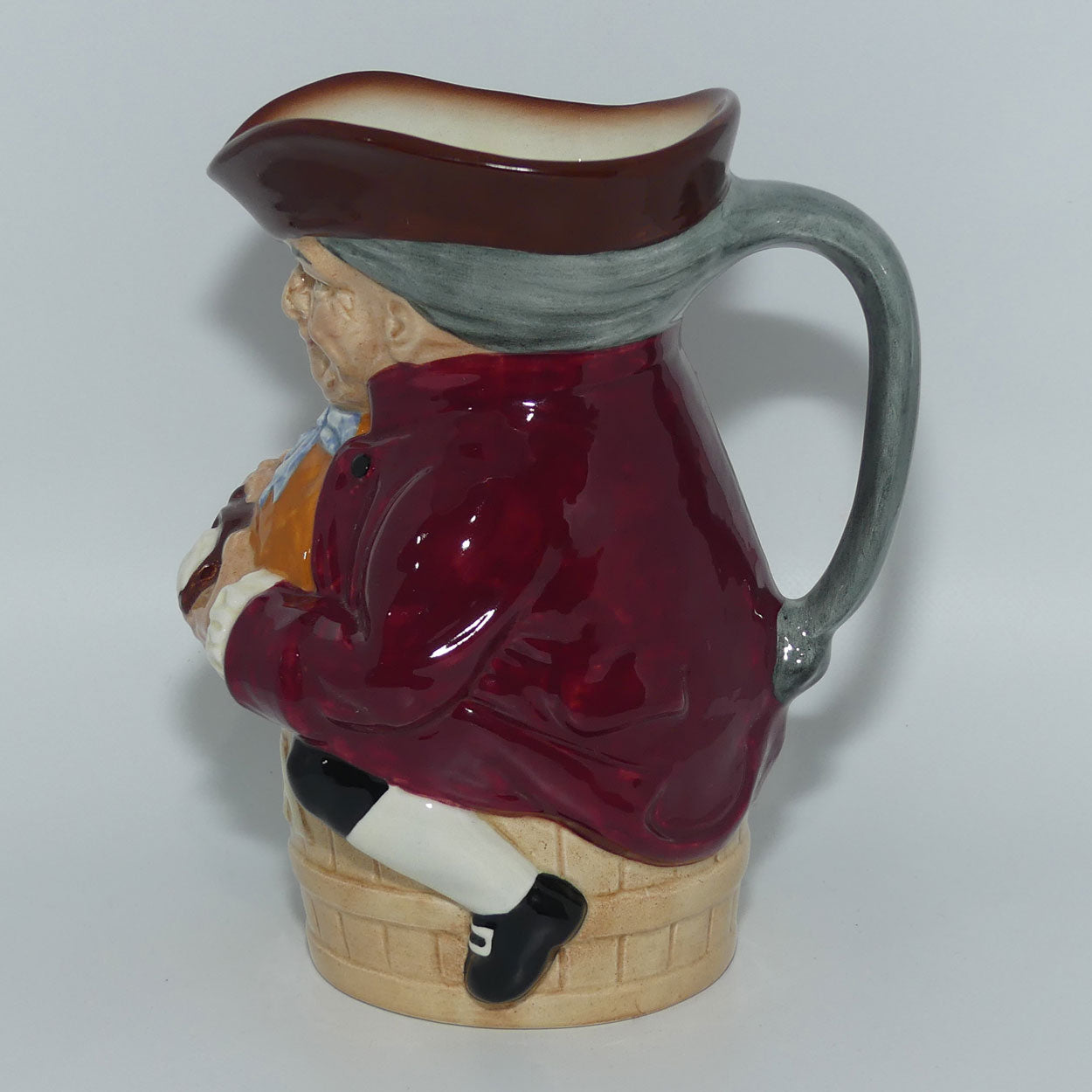 D6088 Royal Doulton toby Toby XX | Man on the Barrel | Double XX | 