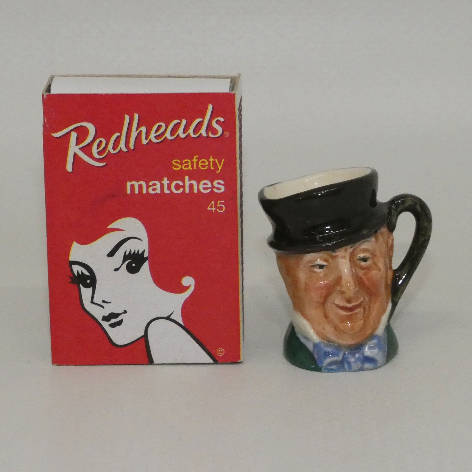 d6143-royal-doulton-character-jug-mr-micawber
