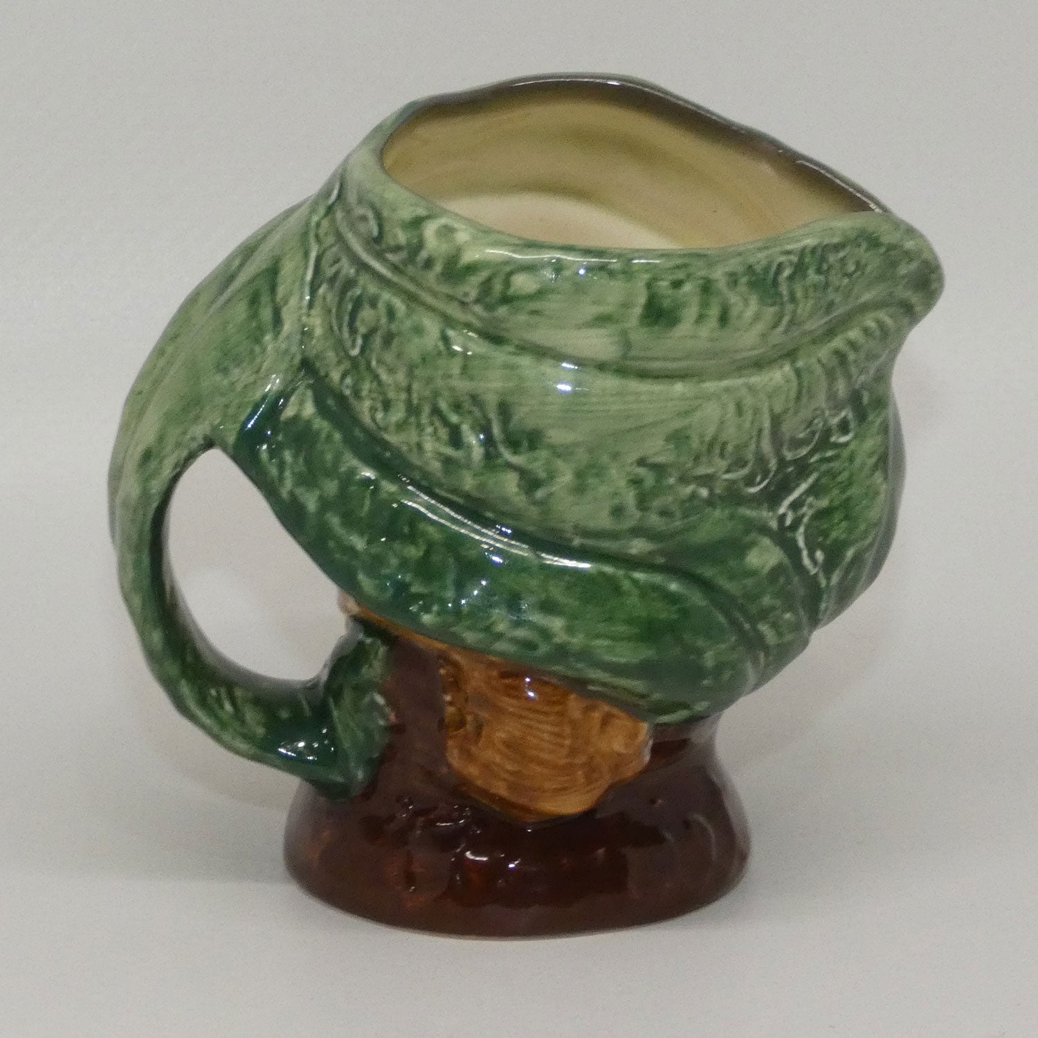 d6236-royal-doulton-character-jug-arriet