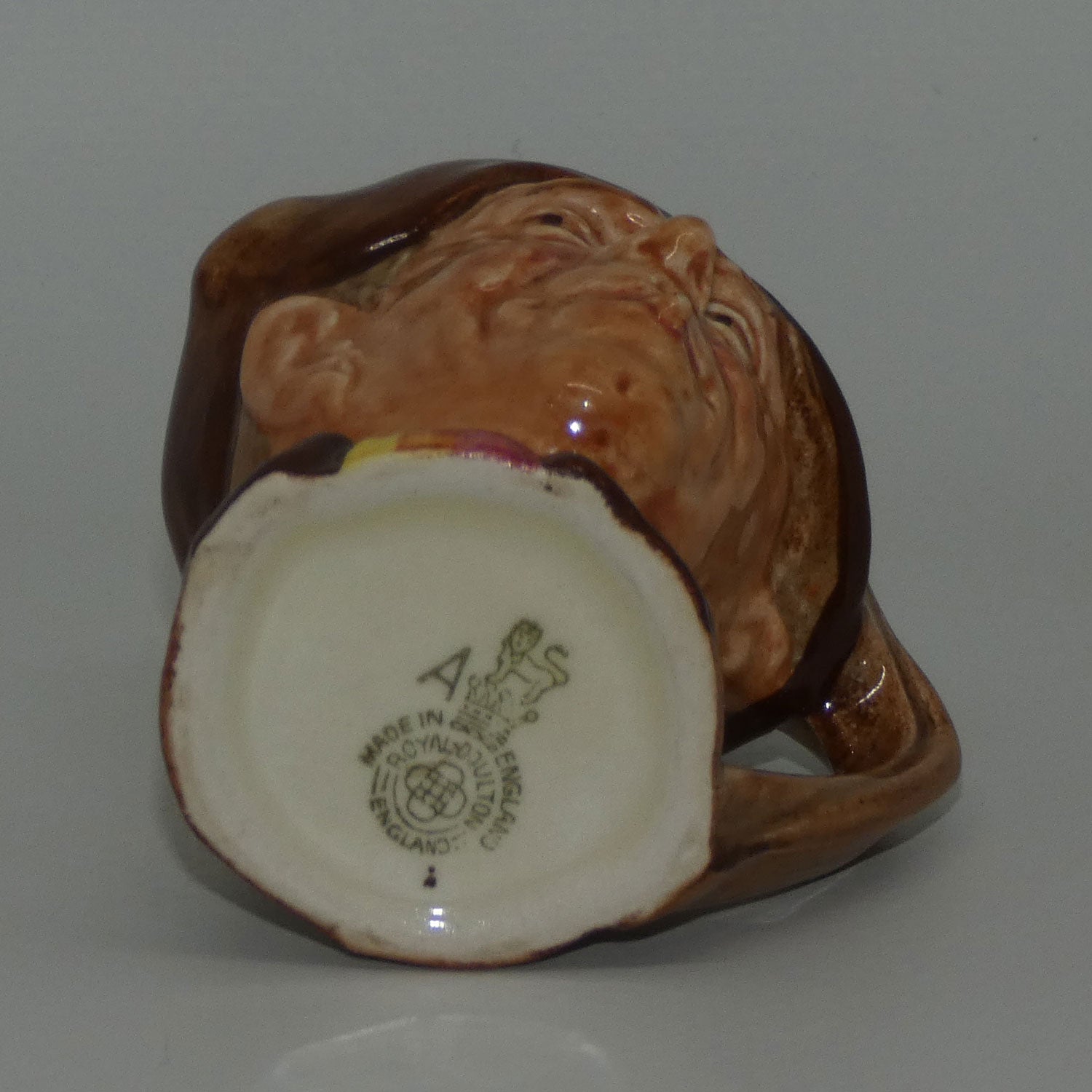 d6249-royal-doulton-character-jug-arry