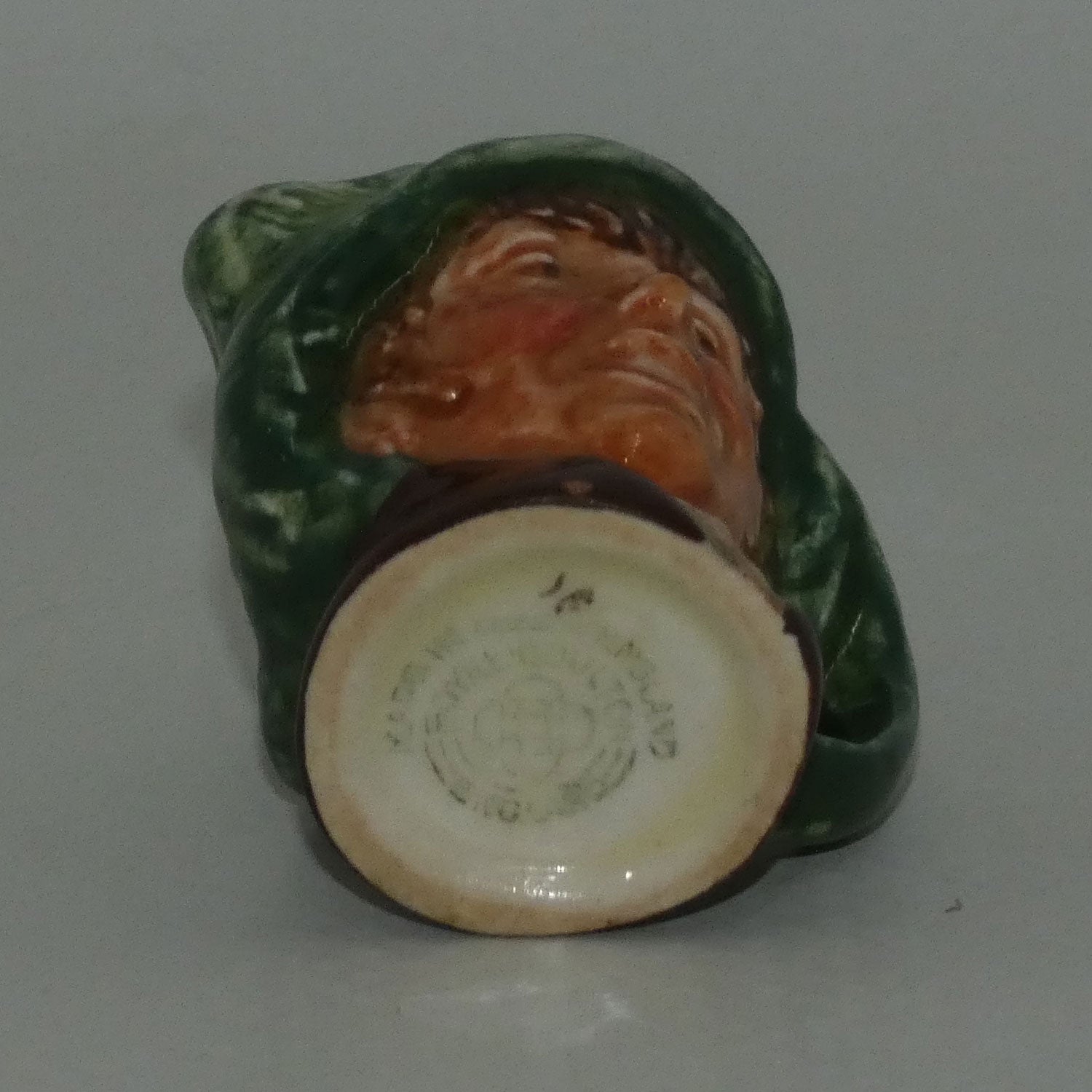 d6256-royal-doulton-character-jug-arriet