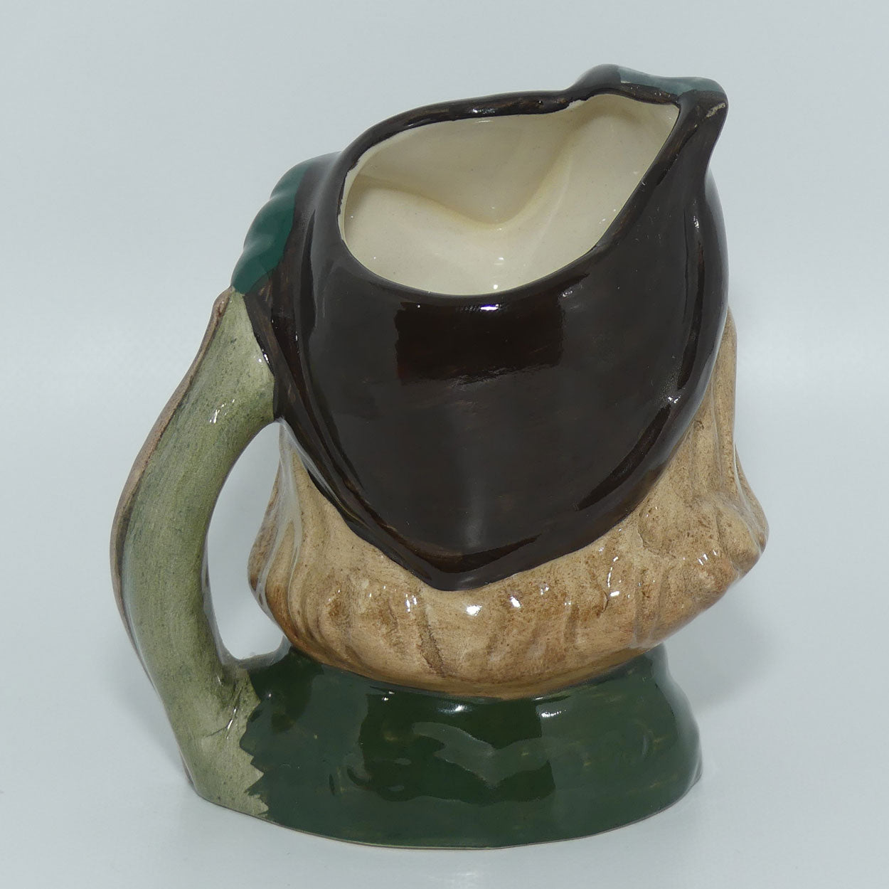 D6534 Royal Doulton small character jug Robin Hood | New Stamp | signed