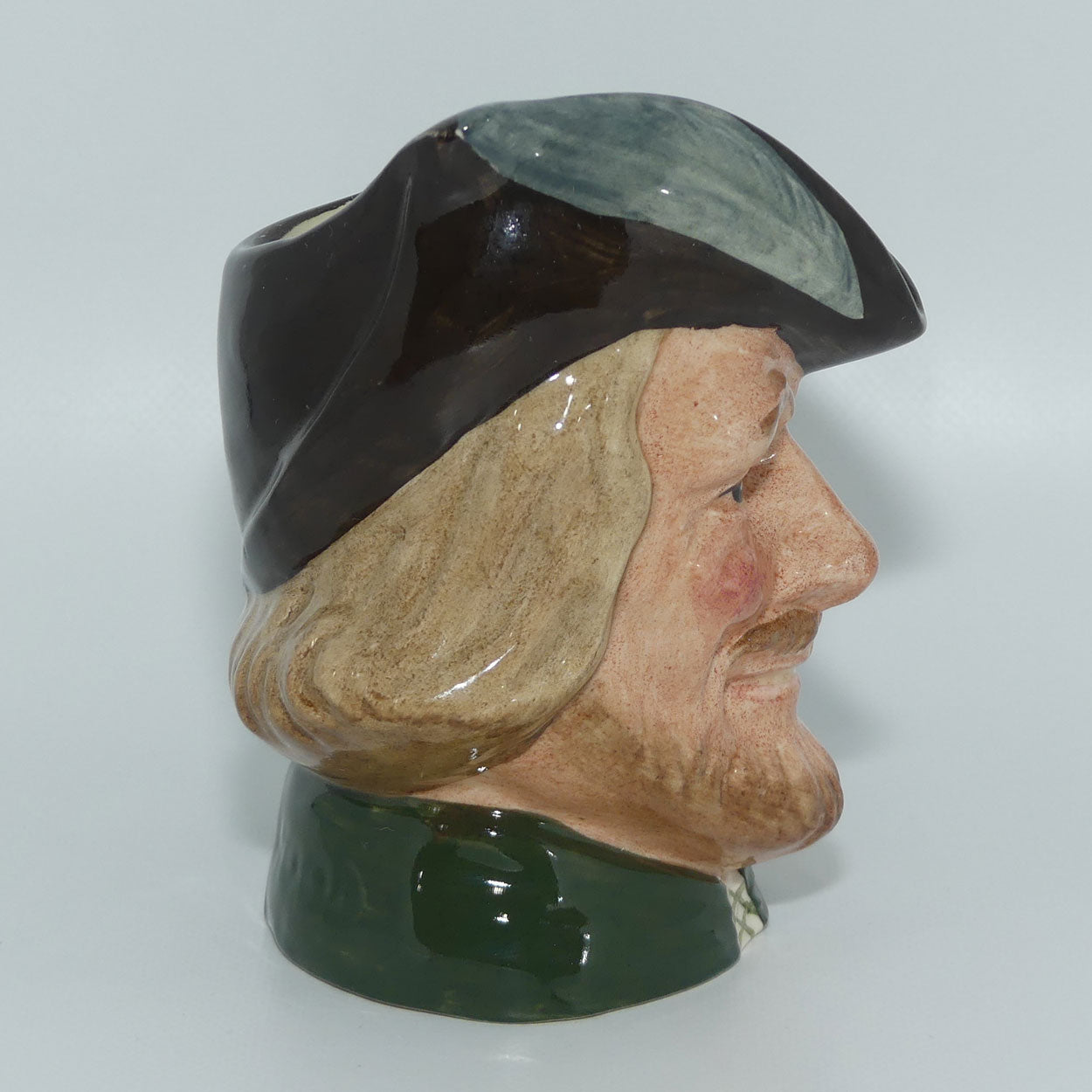 D6534 Royal Doulton small character jug Robin Hood | New Stamp | signed