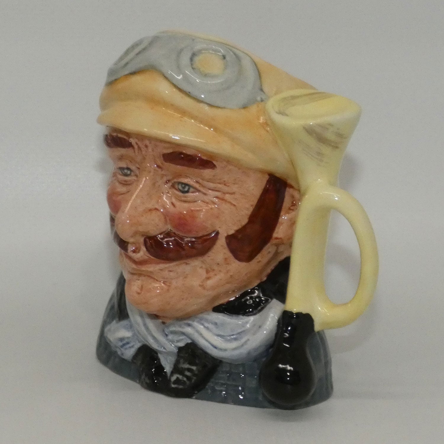 d6637-royal-doulton-character-jug-veteran-motorist