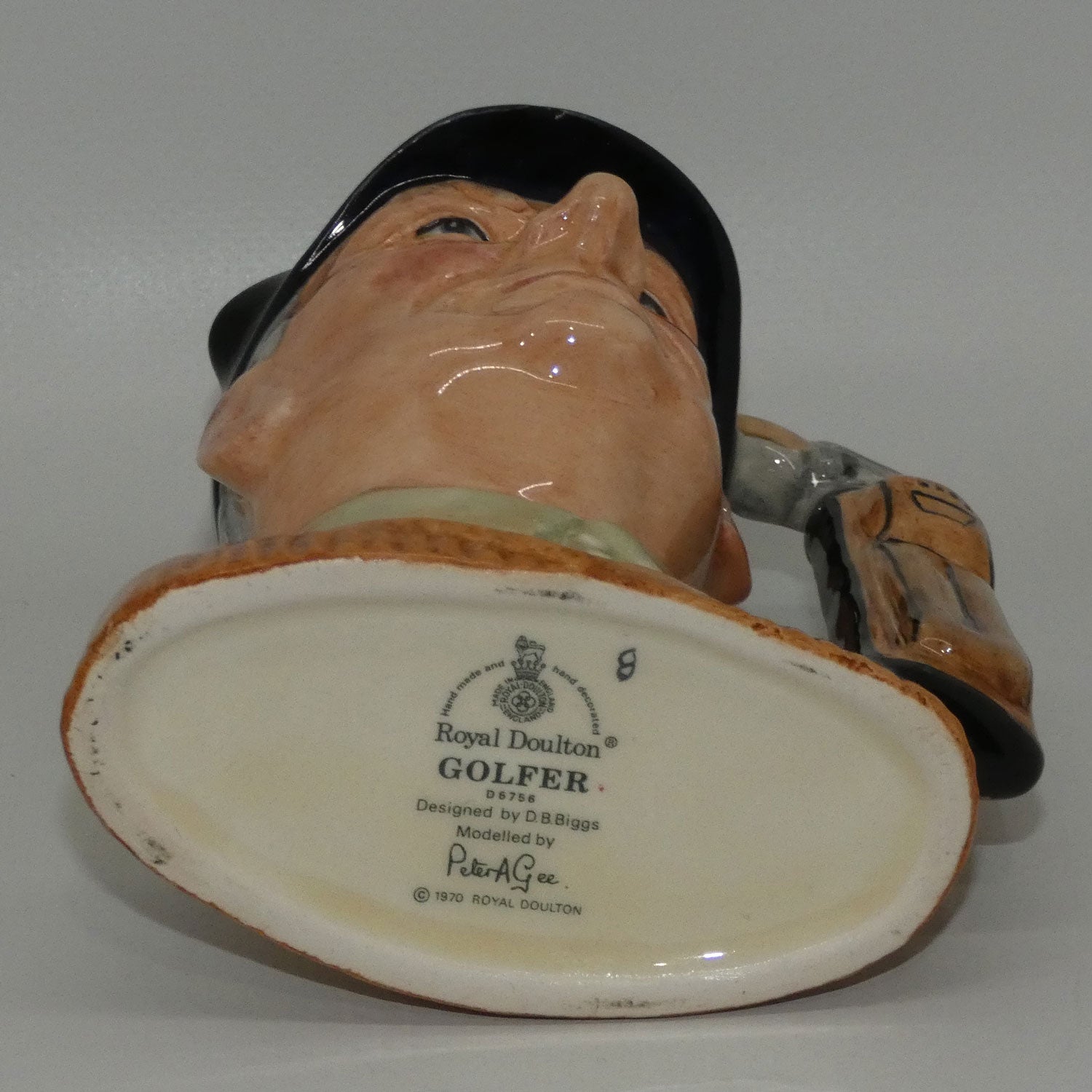 d6756-royal-doulton-character-jug-the-golfer