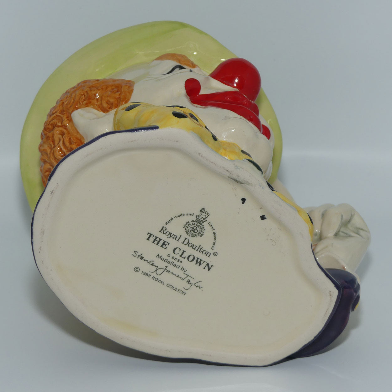 D6834 Royal Doulton large character jug The Clown 