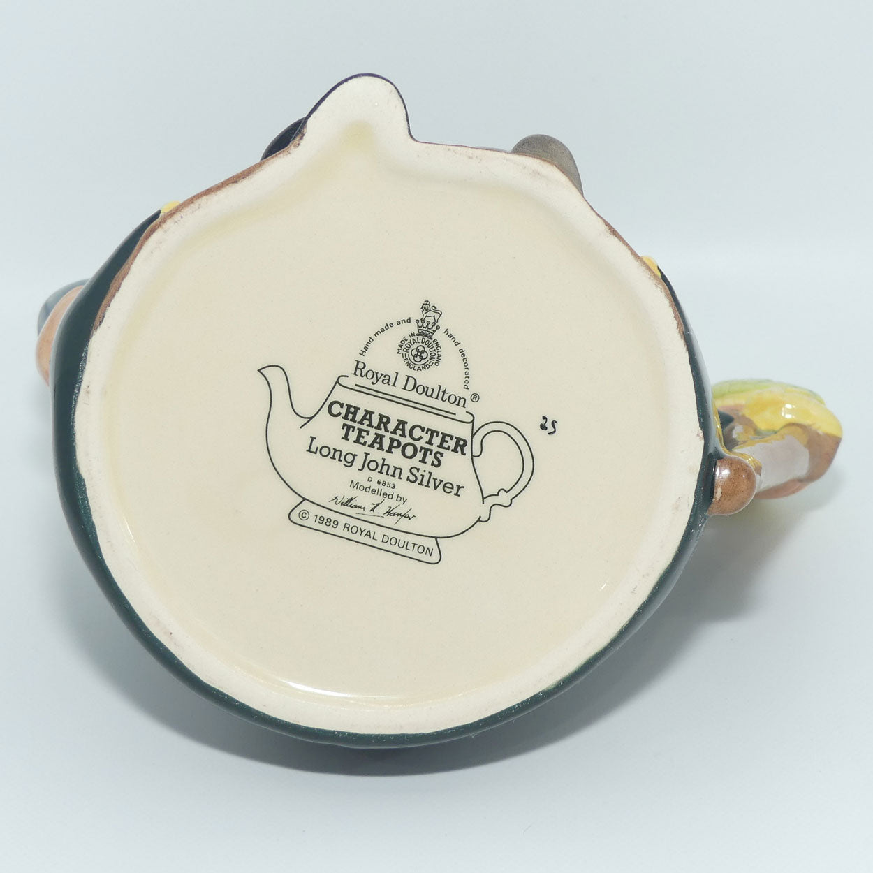 d6853-royal-doulton-character-tea-pot-long-john-silver