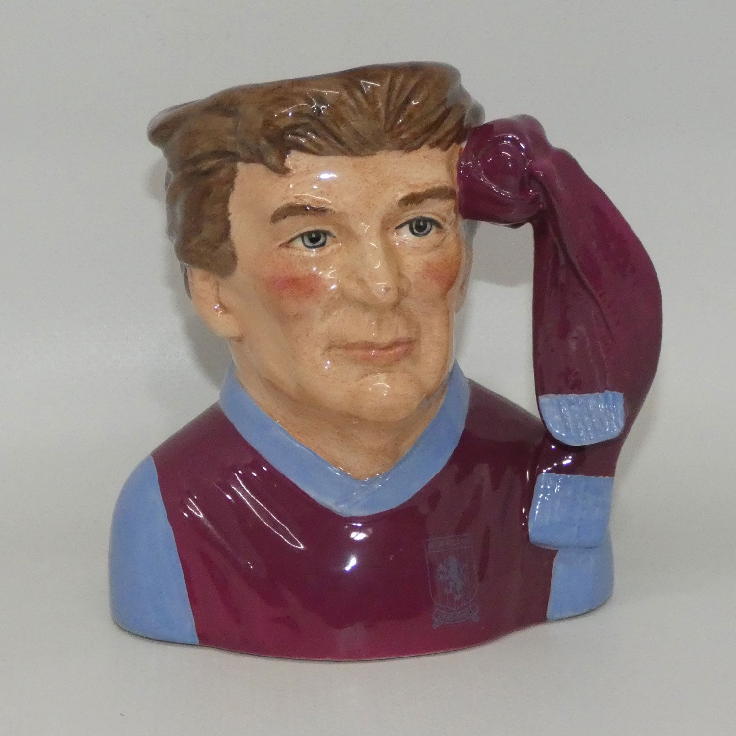 d6931-royal-doulton-character-jug-football-supporter-aston-villa