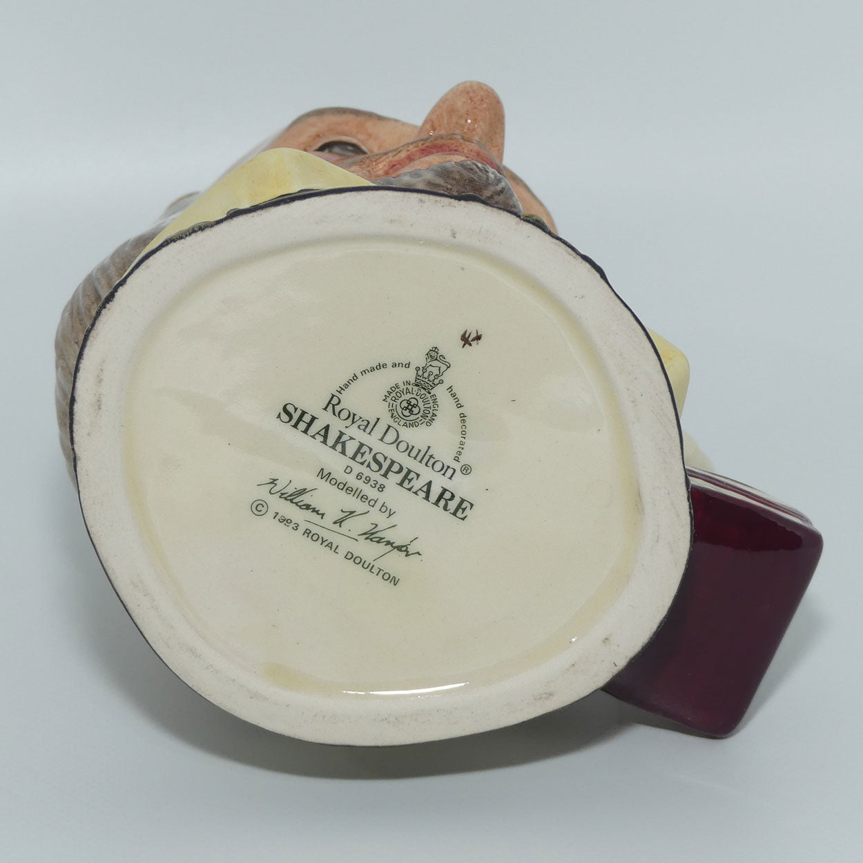D6938 Royal Doulton small character jug William Shakespeare