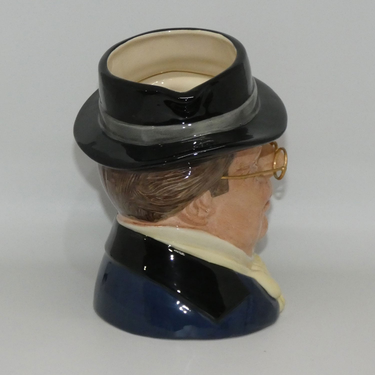 d6959-royal-doulton-character-jug-mr-pickwick