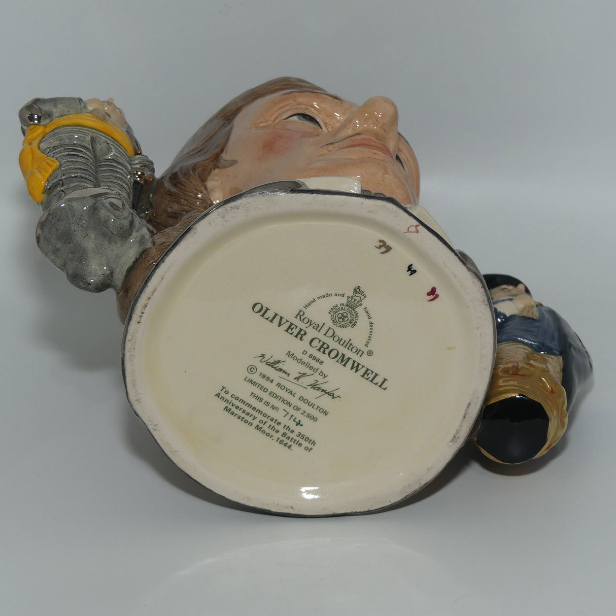 D6968 Royal Doulton large character jug Oliver Cromwell | LE 714/2500