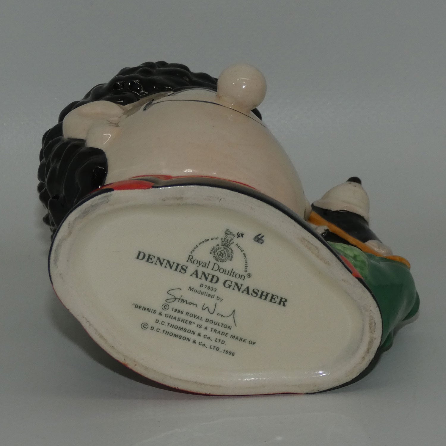 d7033-royal-doulton-character-jug-dennis-and-gnasher