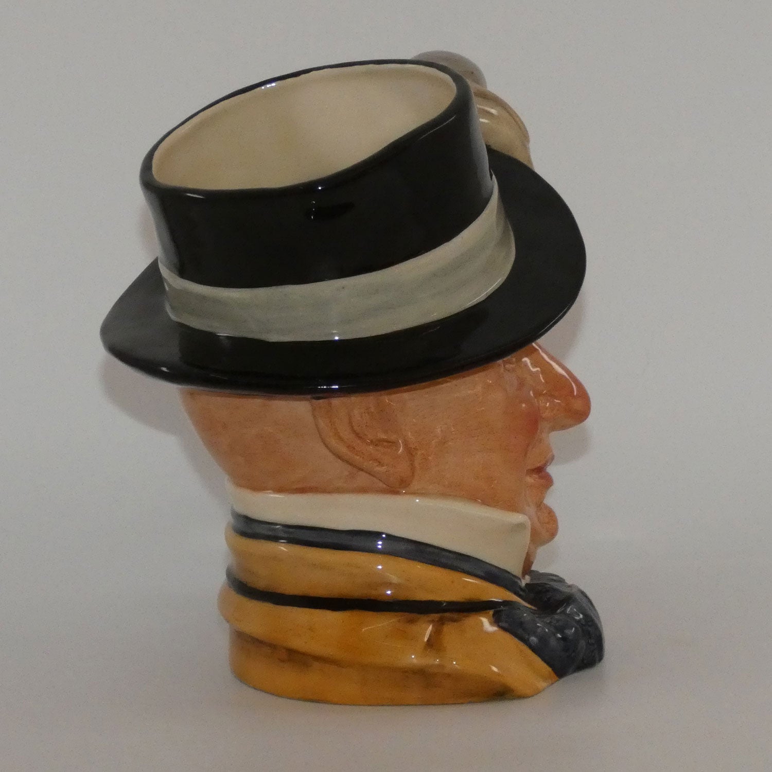 d7040-royal-doulton-character-jug-mr-micawber