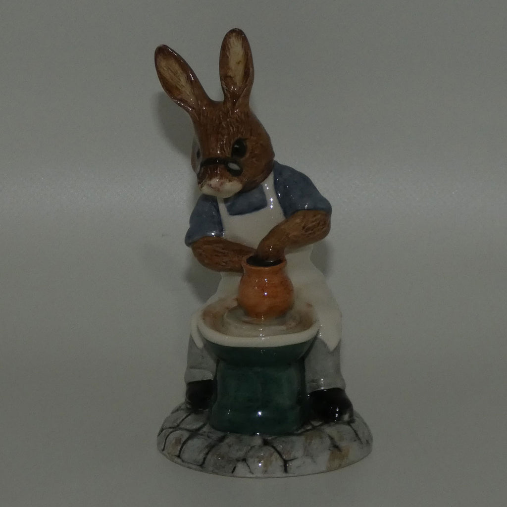 DB131 Royal Doulton Bunnykins Master Potter | no box