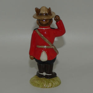 db135-royal-doulton-bunnykins-mountie