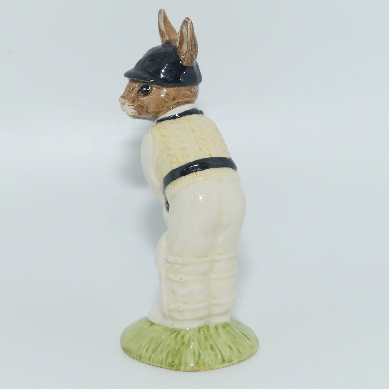 DB144 Royal Doulton Bunnykins Batsman | no box