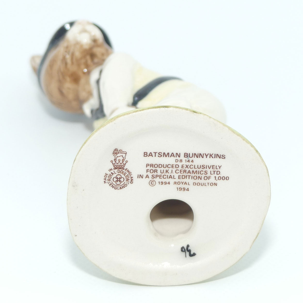 DB144 Royal Doulton Bunnykins Batsman | no box