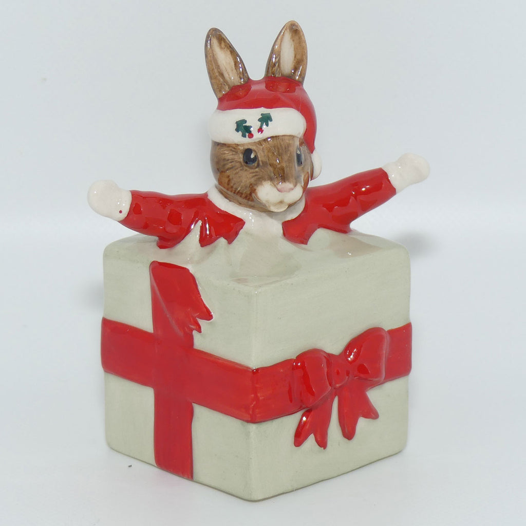 DB146 Royal Doulton Bunnykins Christmas Surprise