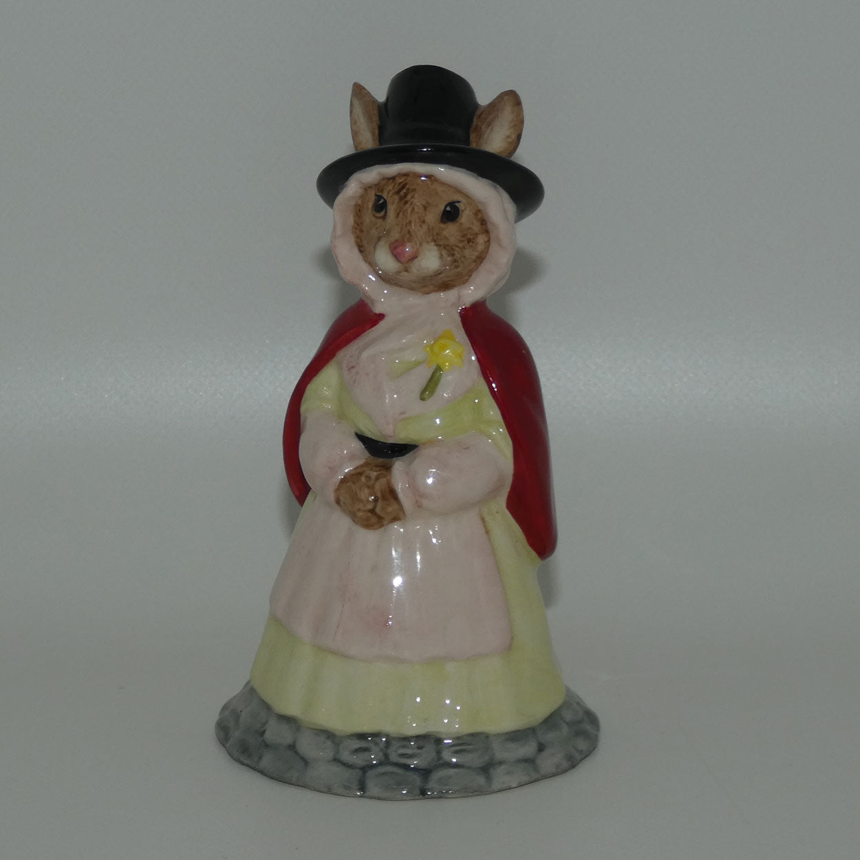 db172-royal-doulton-bunnykins-welsh-lady