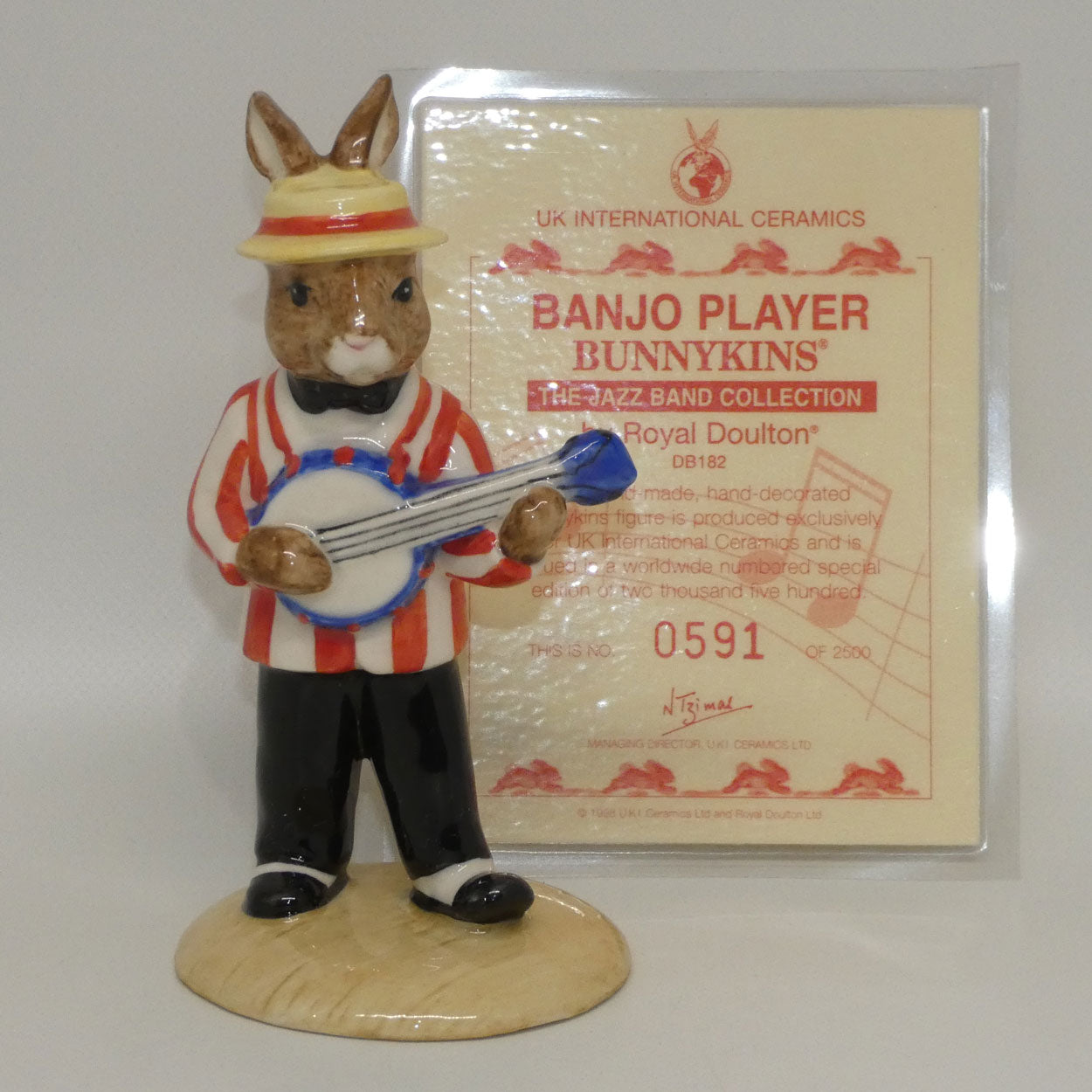db182-royal-doulton-bunnykins-banjo-player-box-cert